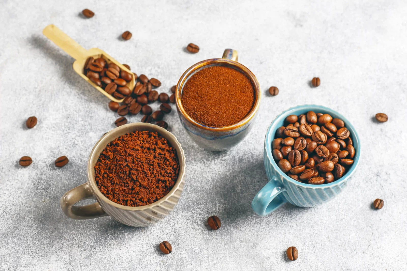 coffee-beans-and-ground-powder